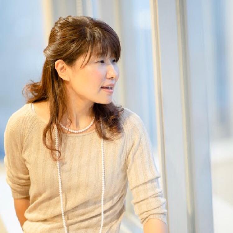 鈴木 裕子様の顔写真
